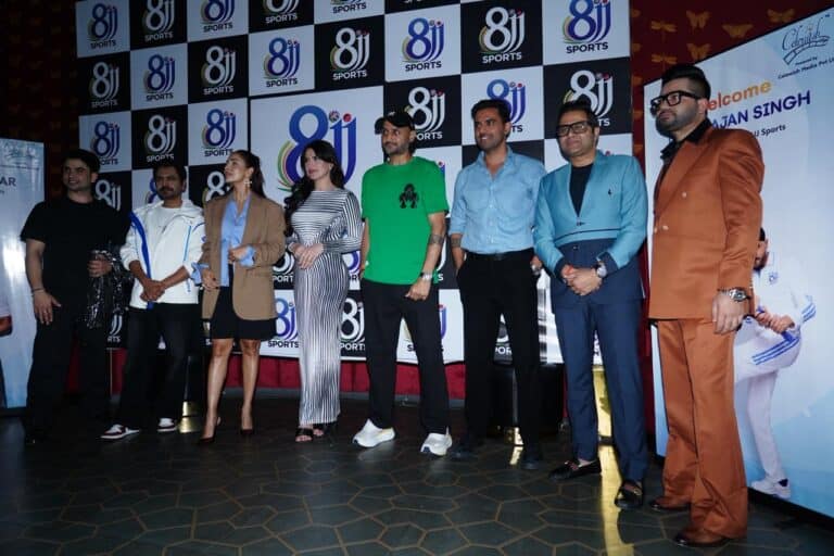 8 जेजे स्पोर्ट्स